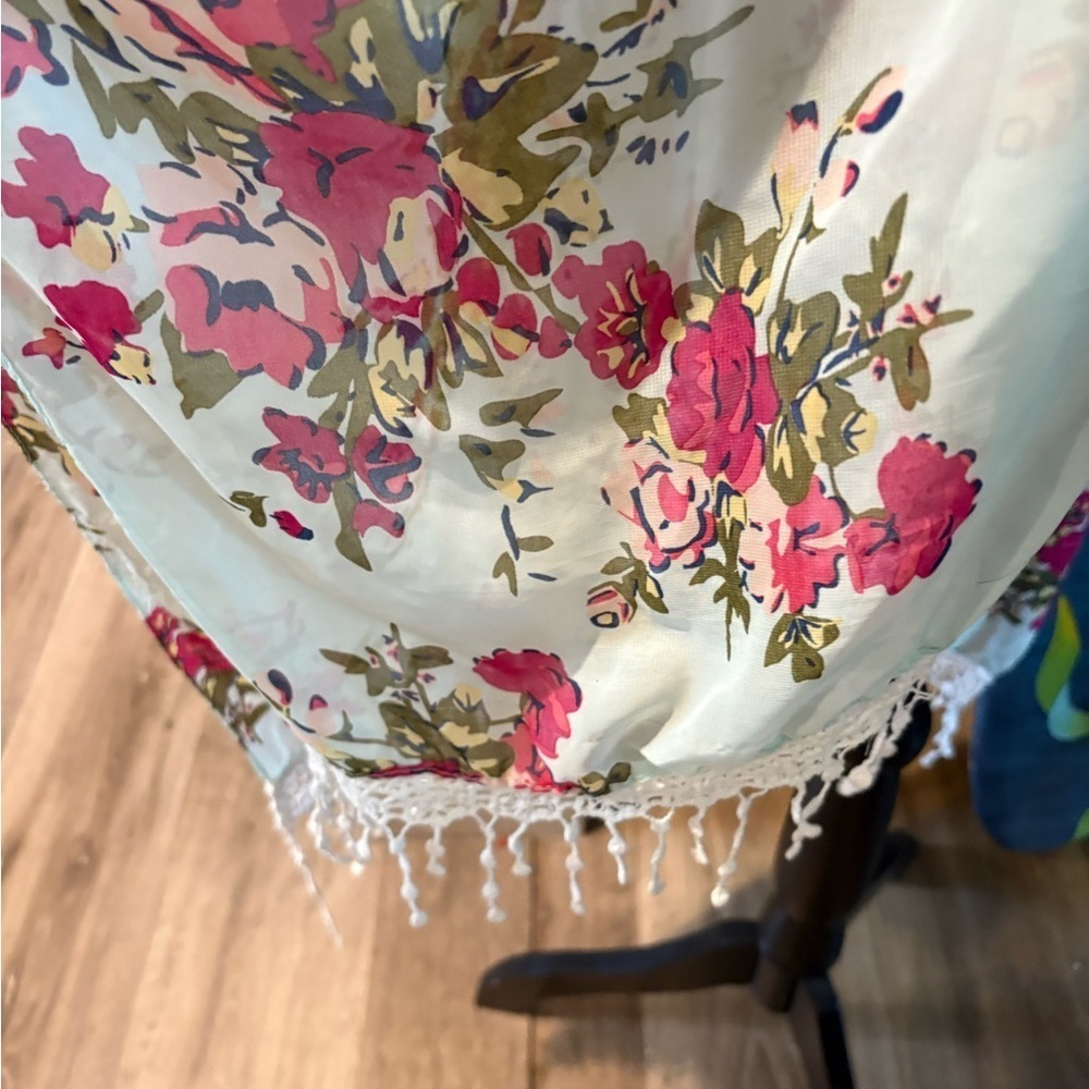 Floral Cape with Pink and Green Accents - Picture 3 of 4